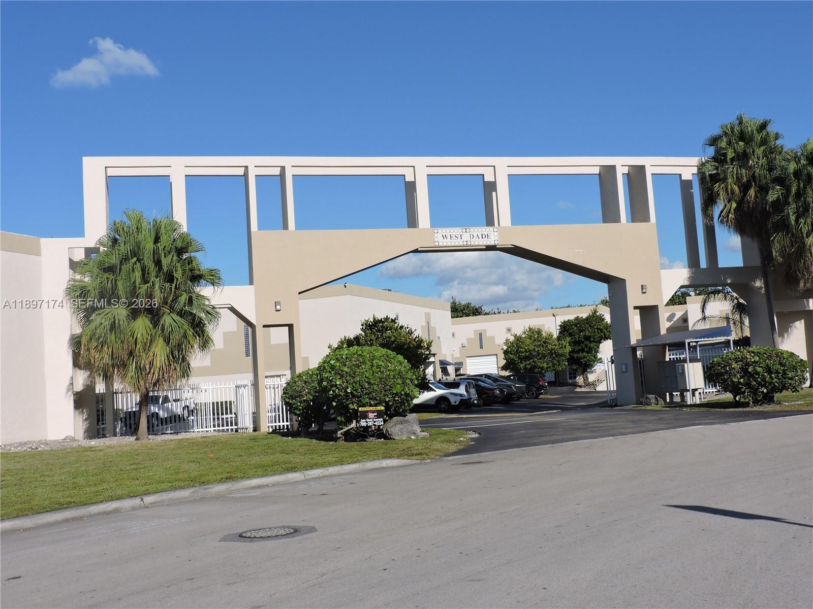 10431 NW 28th St # E106, Doral FL 33172 photo 2