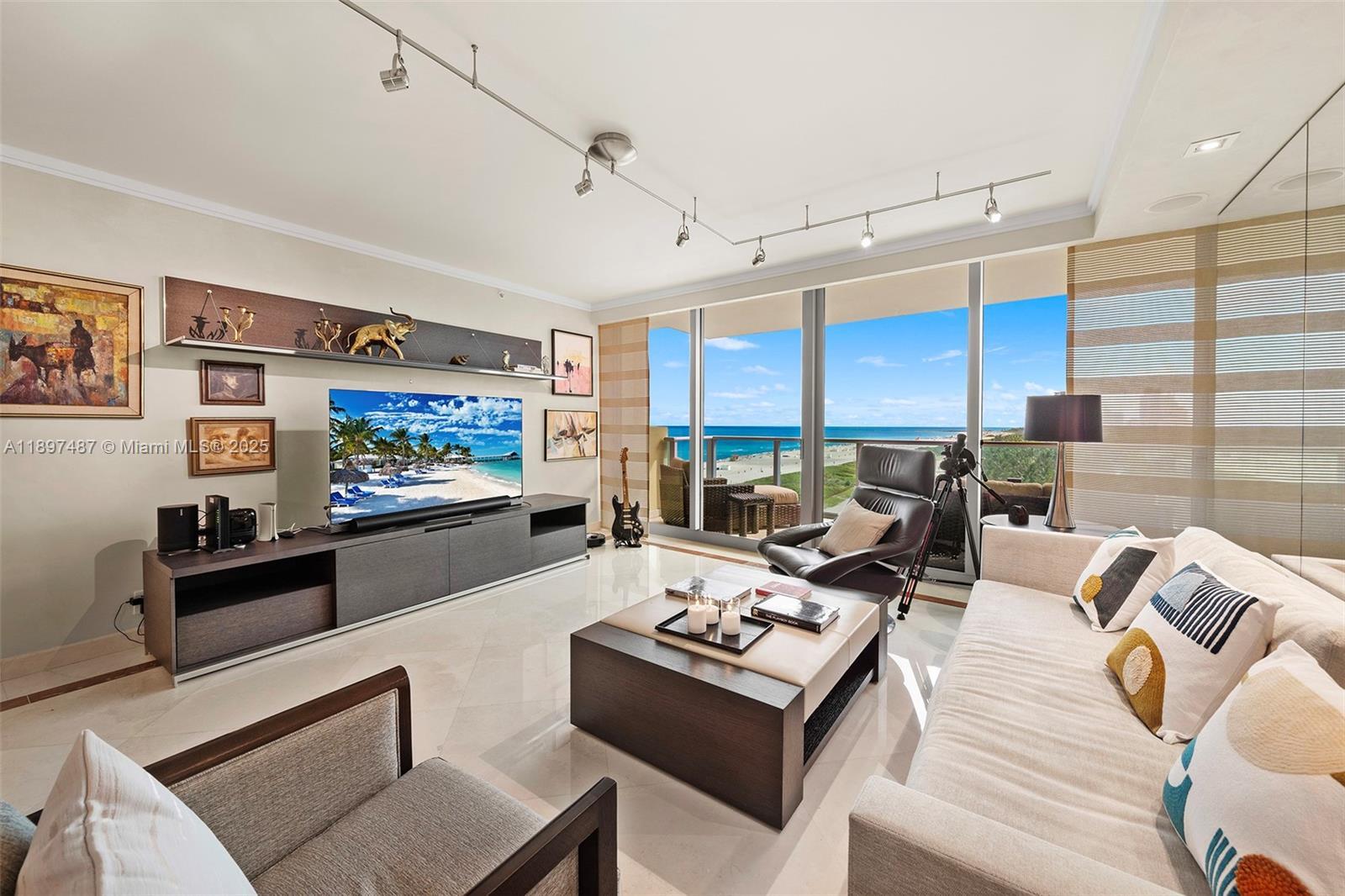 1455 Ocean Dr # 1003, Miami Beach FL 33139 photo 3