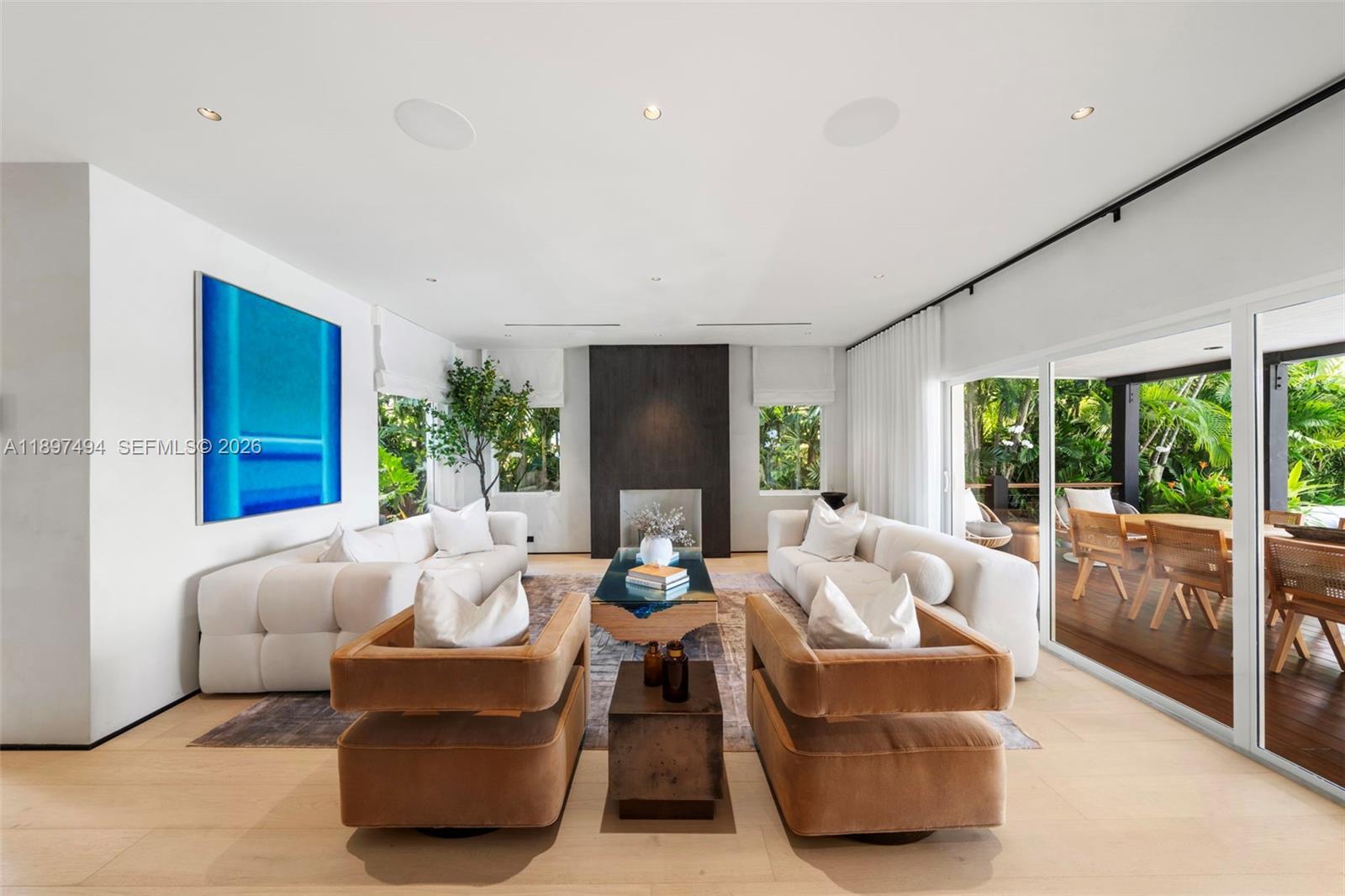 244 W San Marino Dr, Miami Beach FL 33139 photo 2
