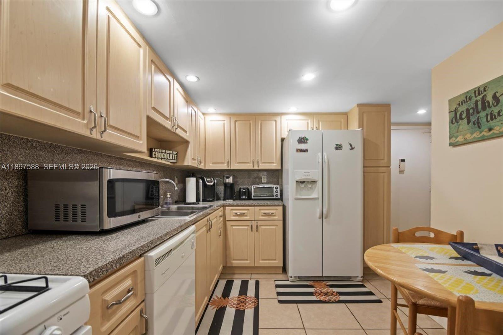 3140 S Ocean Dr # 207, Hallandale Beach FL 33009 photo 2