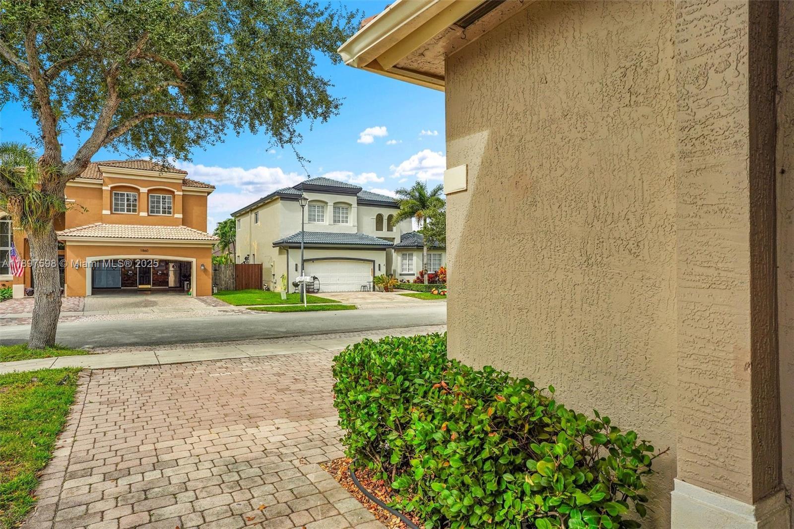 1861 SE 19th Ave, Homestead FL 33035 photo 5