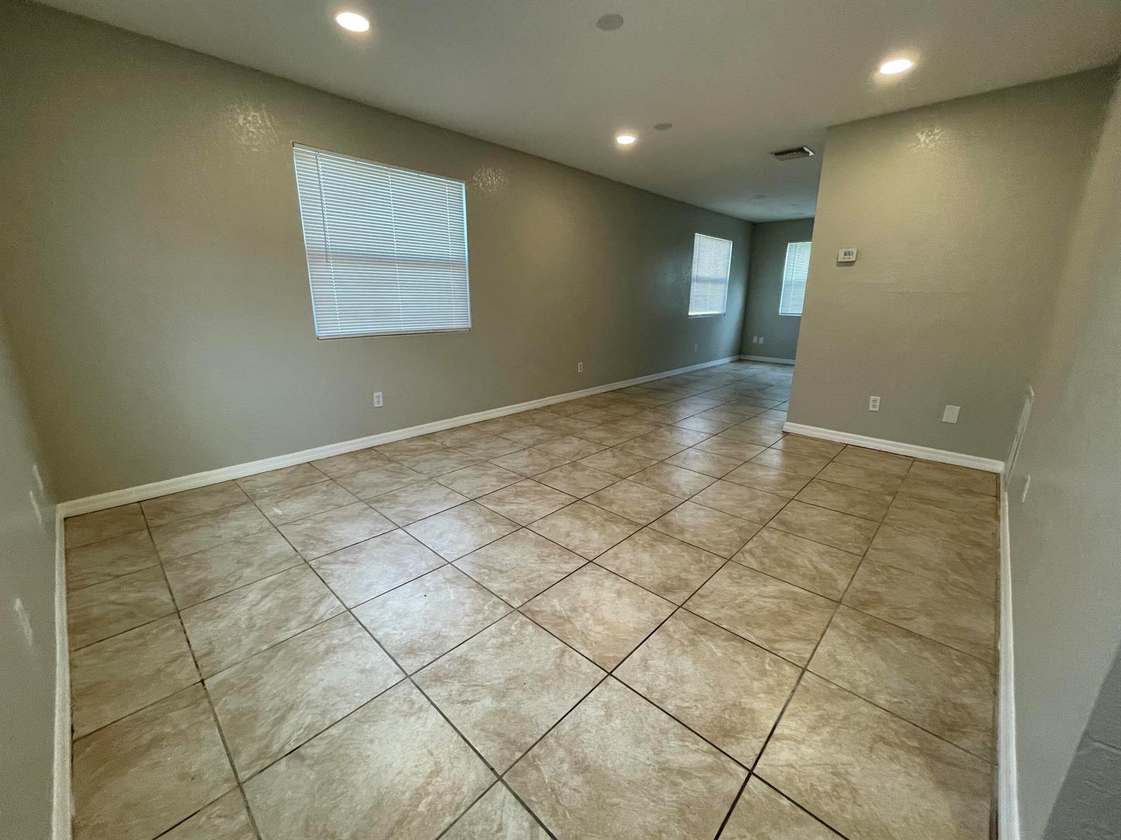 2886 Harson Way, Fort Pierce FL 34946 photo 2