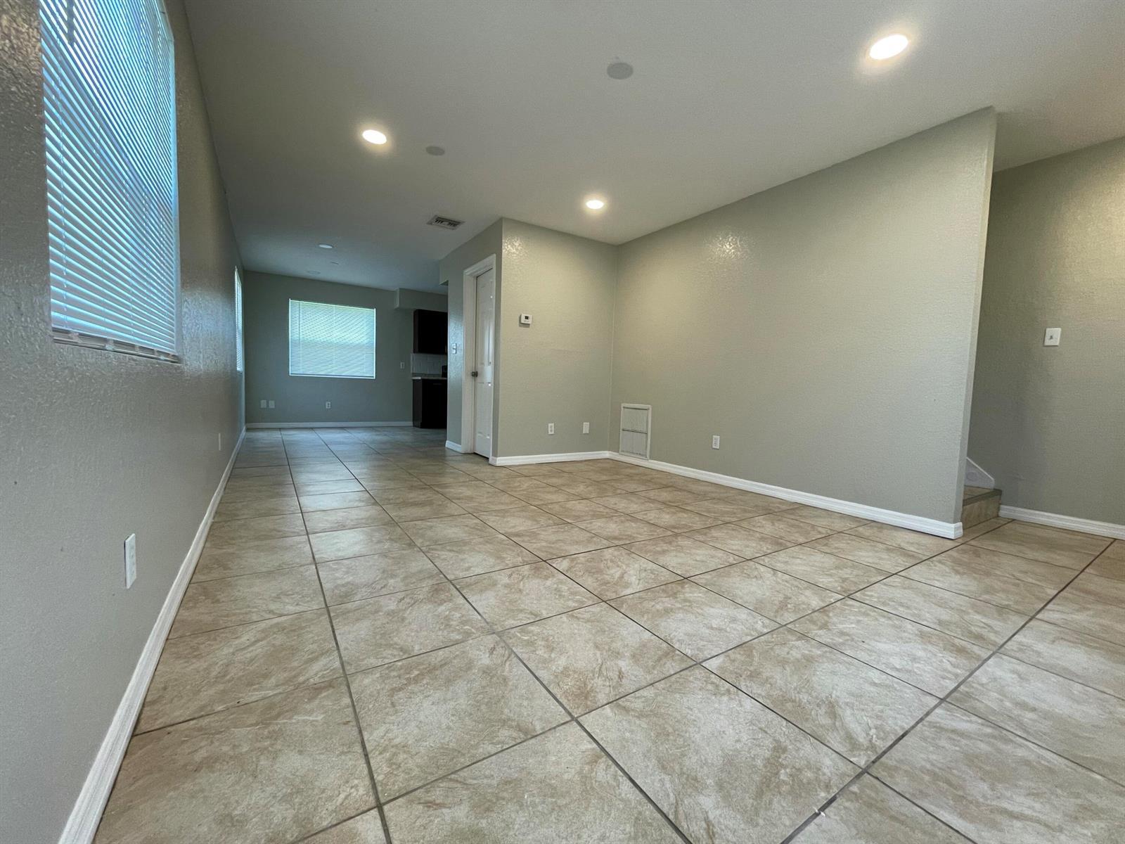 2886 Harson Way, Fort Pierce FL 34946 photo 3