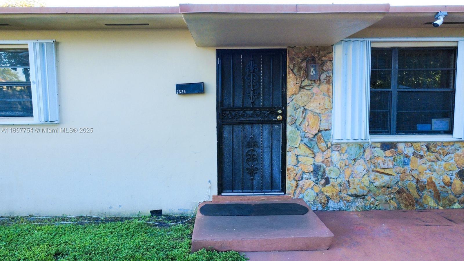 7534/7536 NW 4th Ave, Miami FL 33150 photo 4