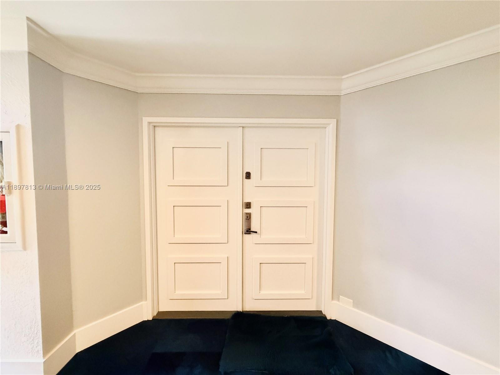 6423 Collins Ave # 310, Miami Beach FL 33141 photo 3