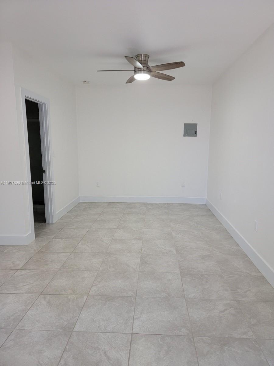 Miami, FL 33185 photo 5