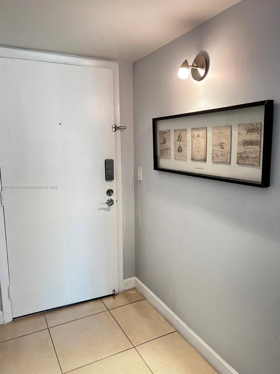 Aventura, FL 33180 photo 5