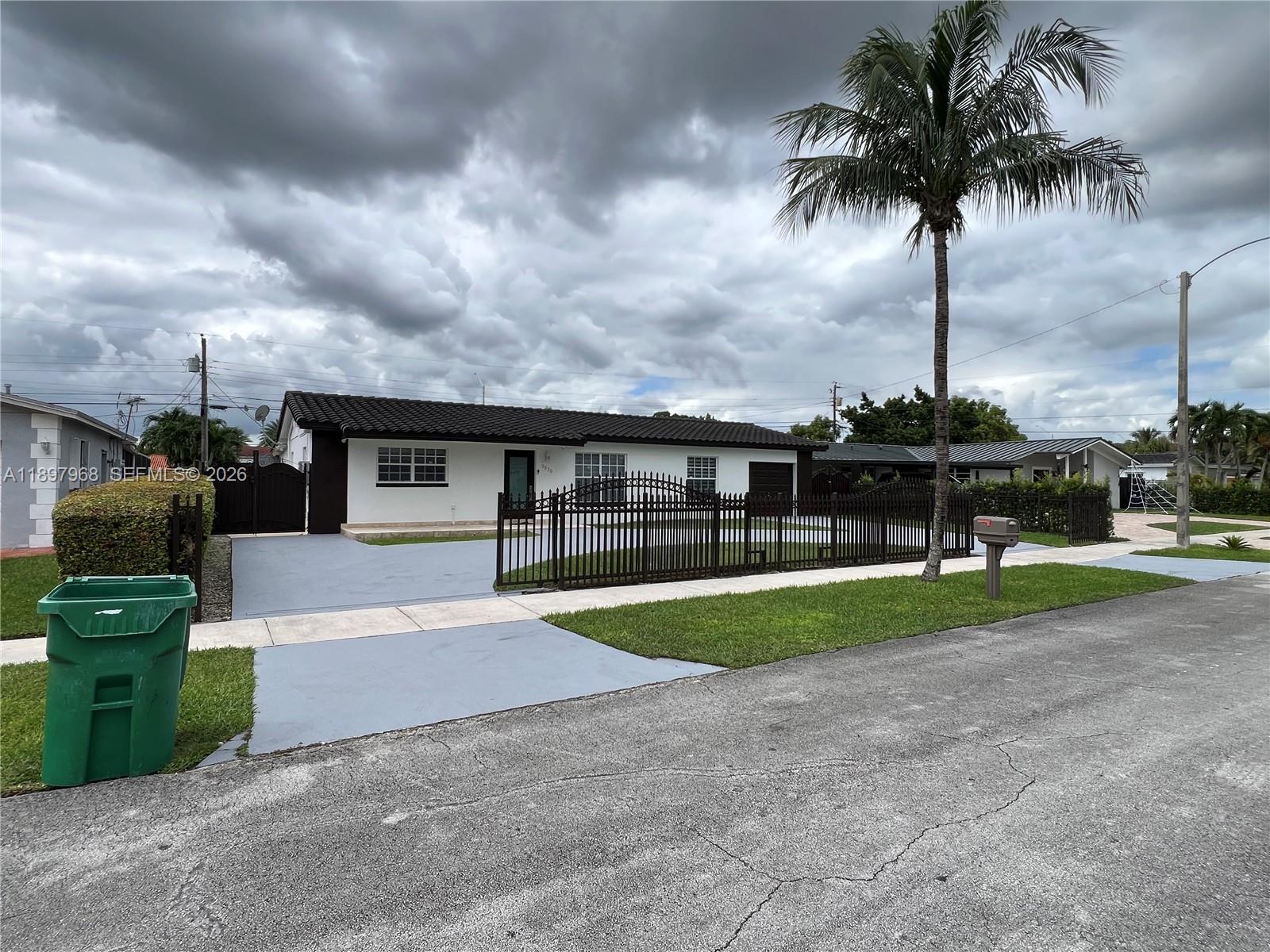 3530 SW 126th Ave, Miami FL 33175 photo 3