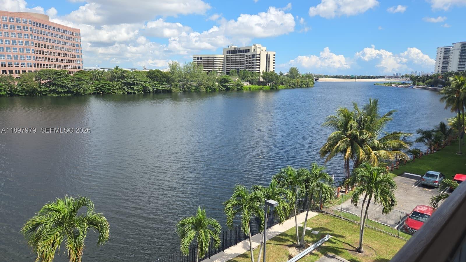 5249 NW 7th St # 418, Miami FL 33126