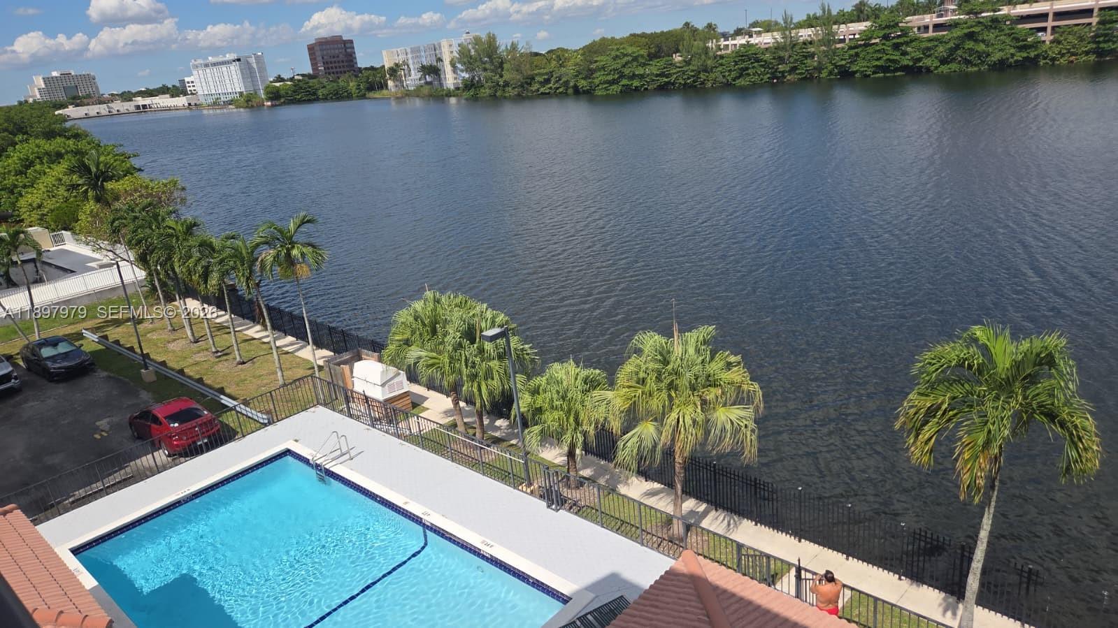 5249 NW 7th St # 418, Miami FL 33126 photo 4
