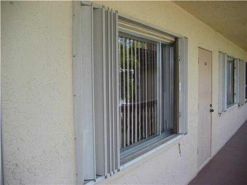 500 Village Green Circle W # 107, Palm Springs FL 33461 photo 2