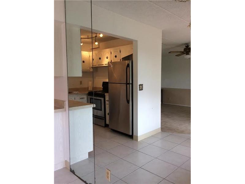 500 Village Green Circle W # 107, Palm Springs FL 33461 photo 3