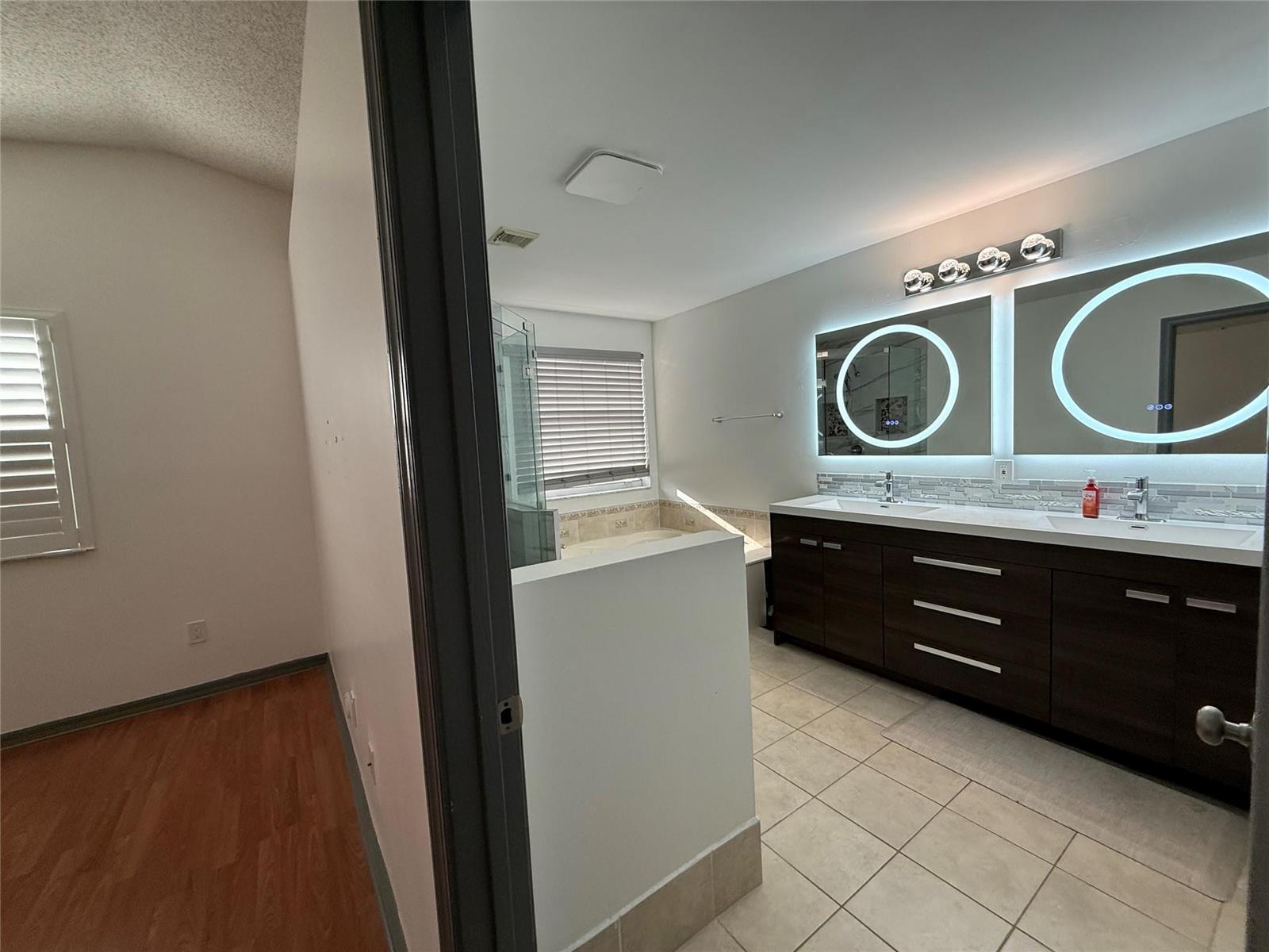 322 SW 193rd Avenue, Pembroke Pines FL 33029 photo 5