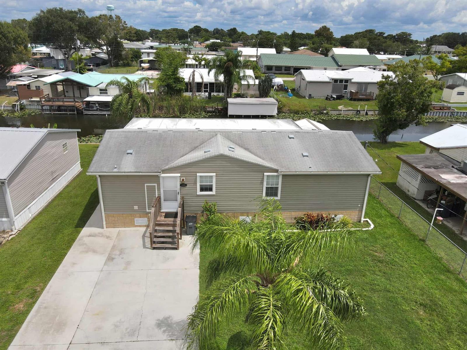 1081 6th Street, Okeechobee FL 34974