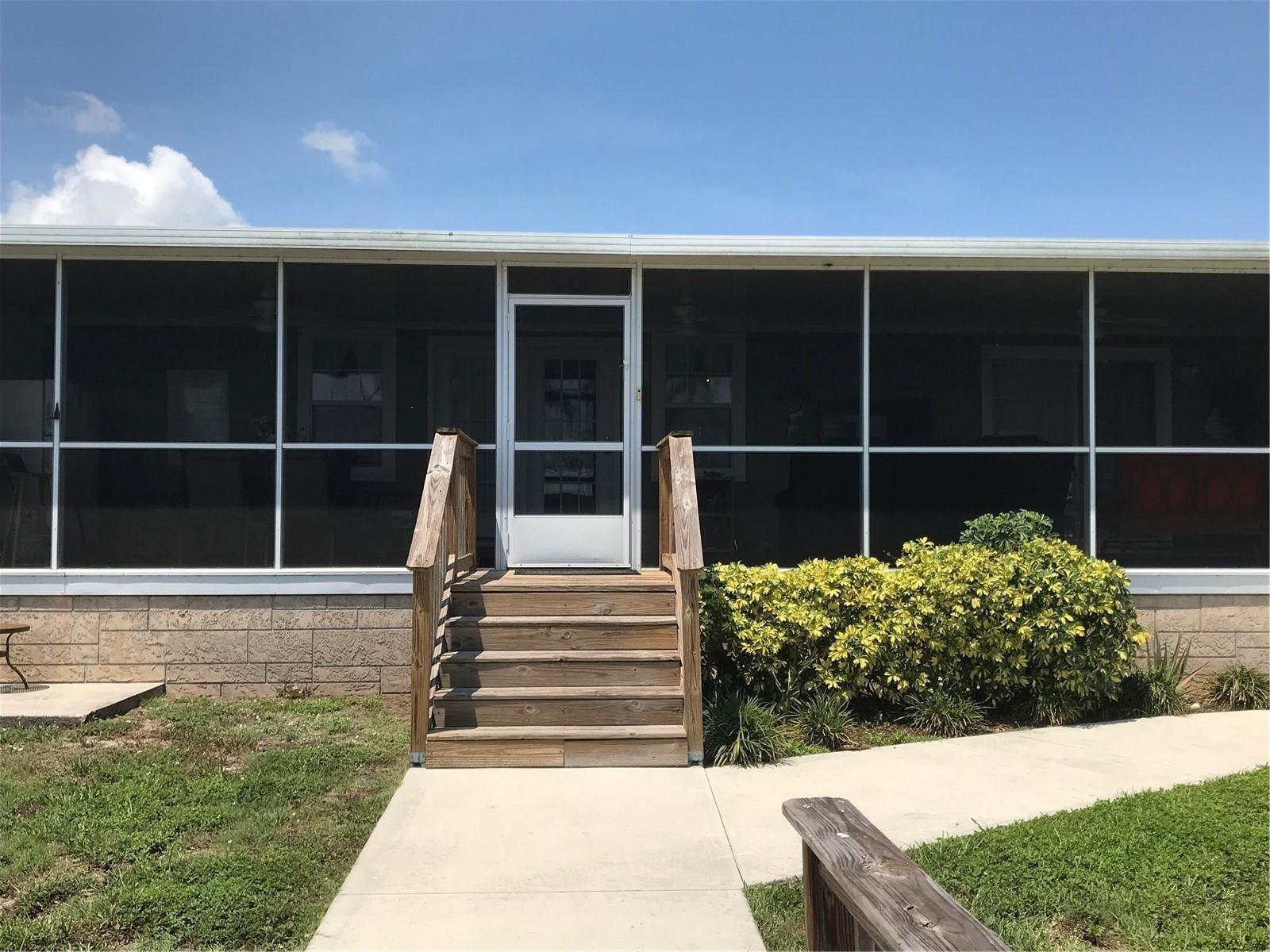 1081 6th Street, Okeechobee FL 34974 photo 5