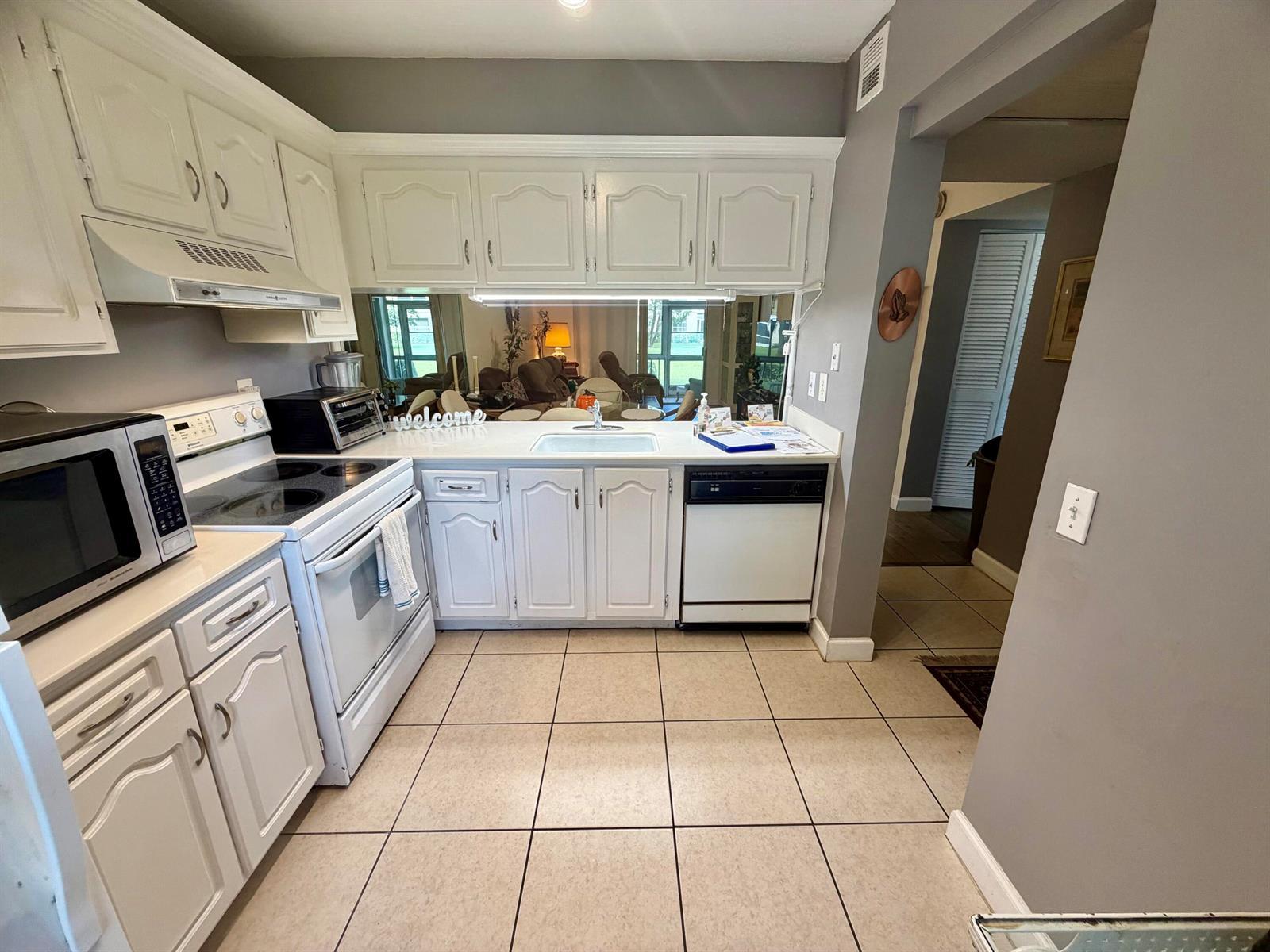 1211 Bahama Bend # F1, Coconut Creek FL 33066 photo 5