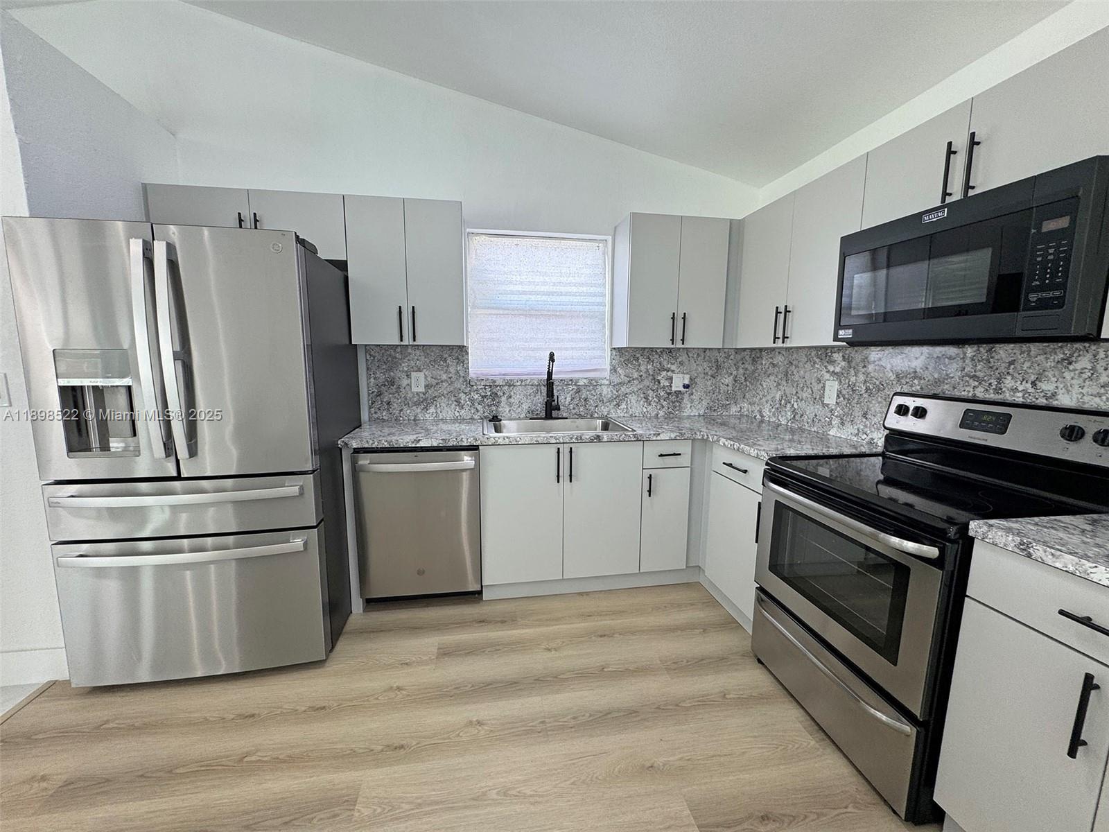 22712 SW 113th Pl, Miami FL 33170 photo 5