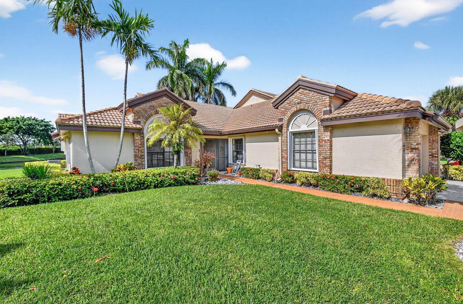 8225 Cassia Drive, Boynton Beach FL 33472 photo 4