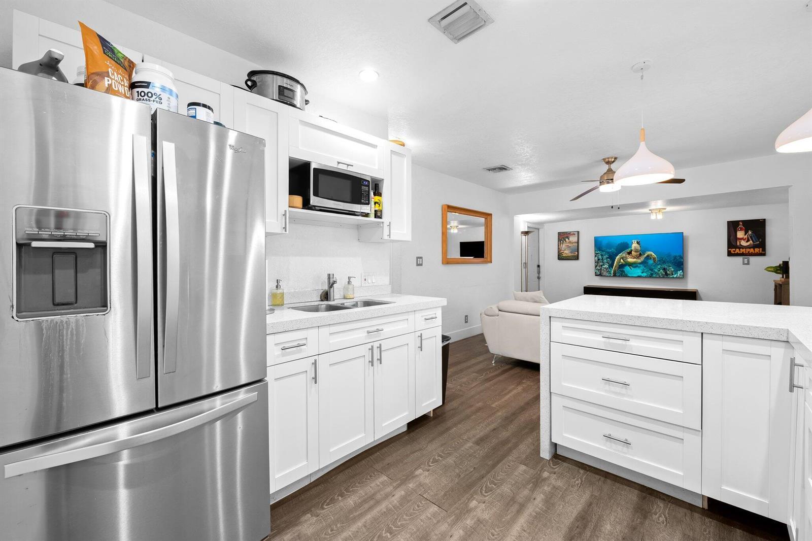 1140 SW 9th Avenue, Fort Lauderdale FL 33315 photo 2