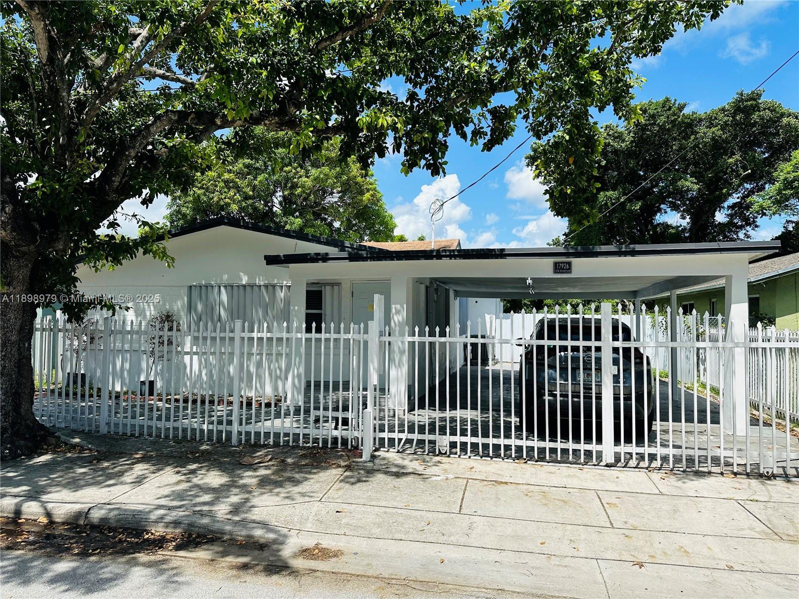 17926 SW 104th Ave, Miami FL 33157