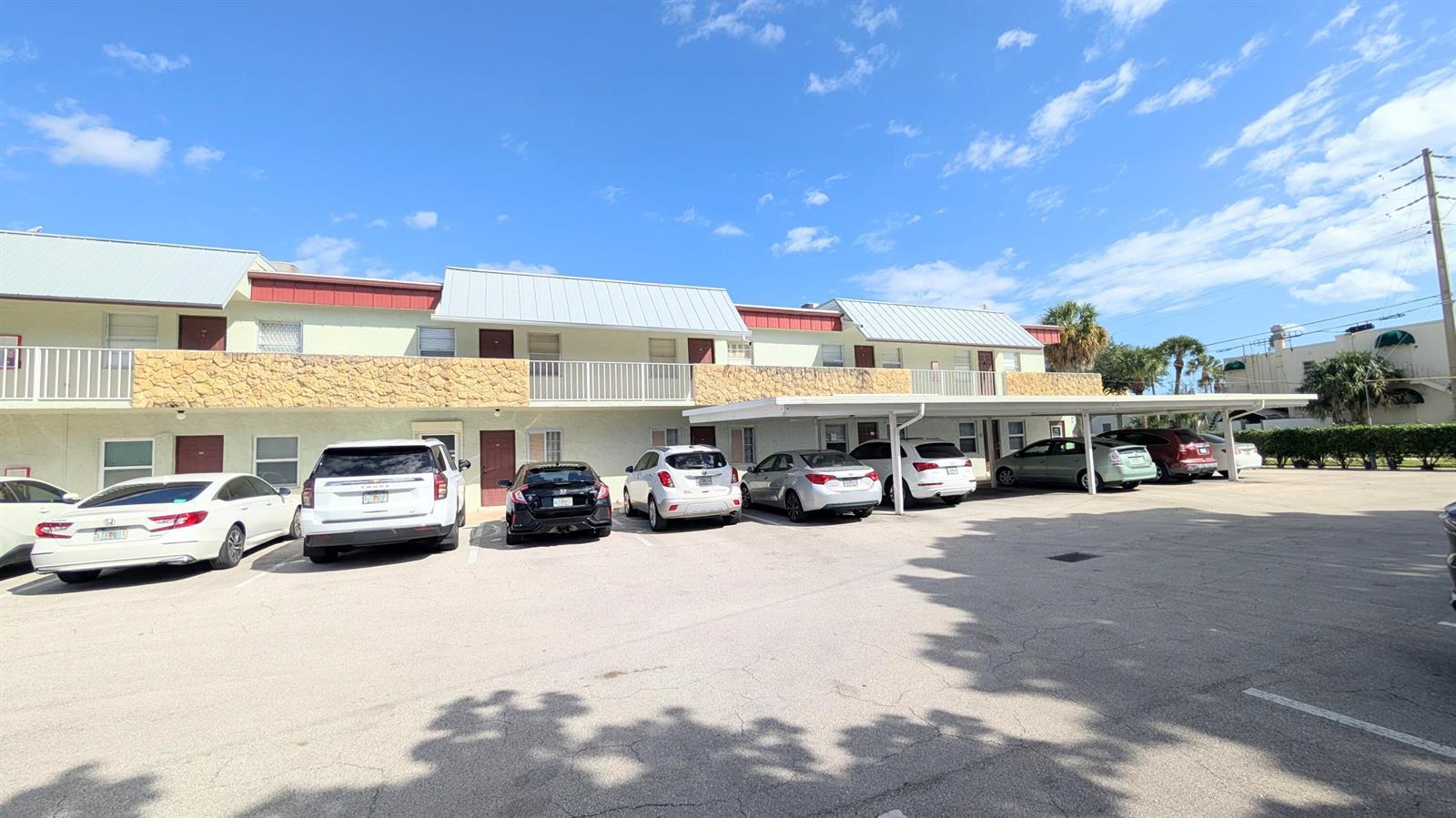 860 SE 6th Avenue # 205, Deerfield Beach FL 33441