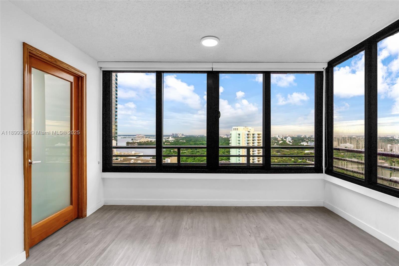 2333 Brickell Ave, Miami FL 33129 photo 2
