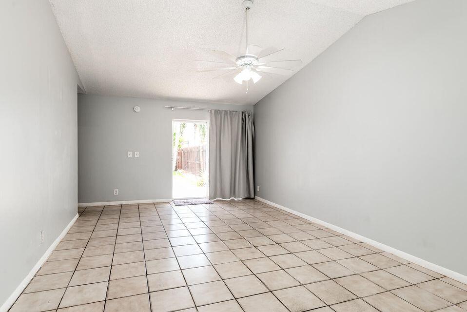 5692 SW Stonington Way SW # 5692, Lake Worth FL 33463 photo 5