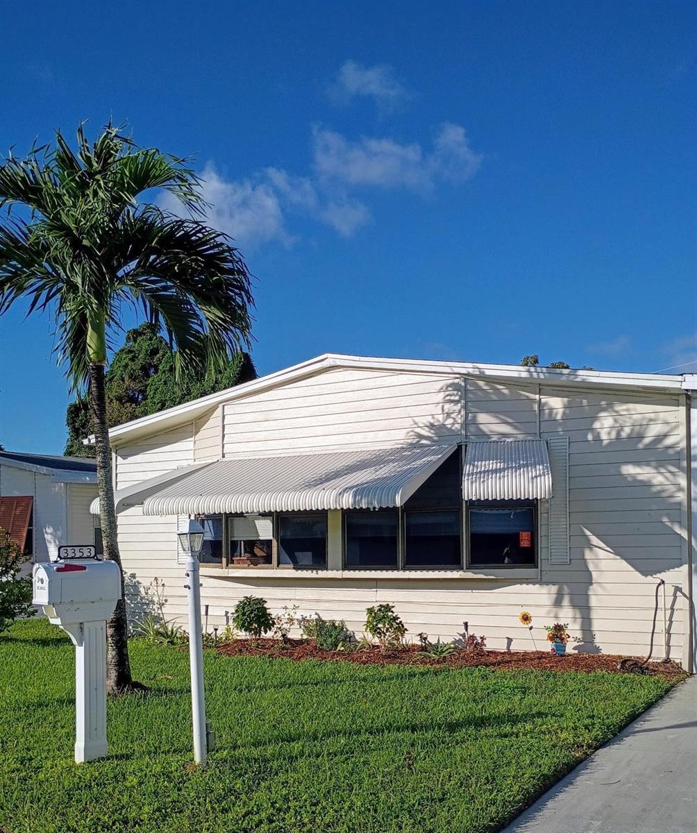 3353 Lake Overlook Place, Lantana FL 33462 photo 3