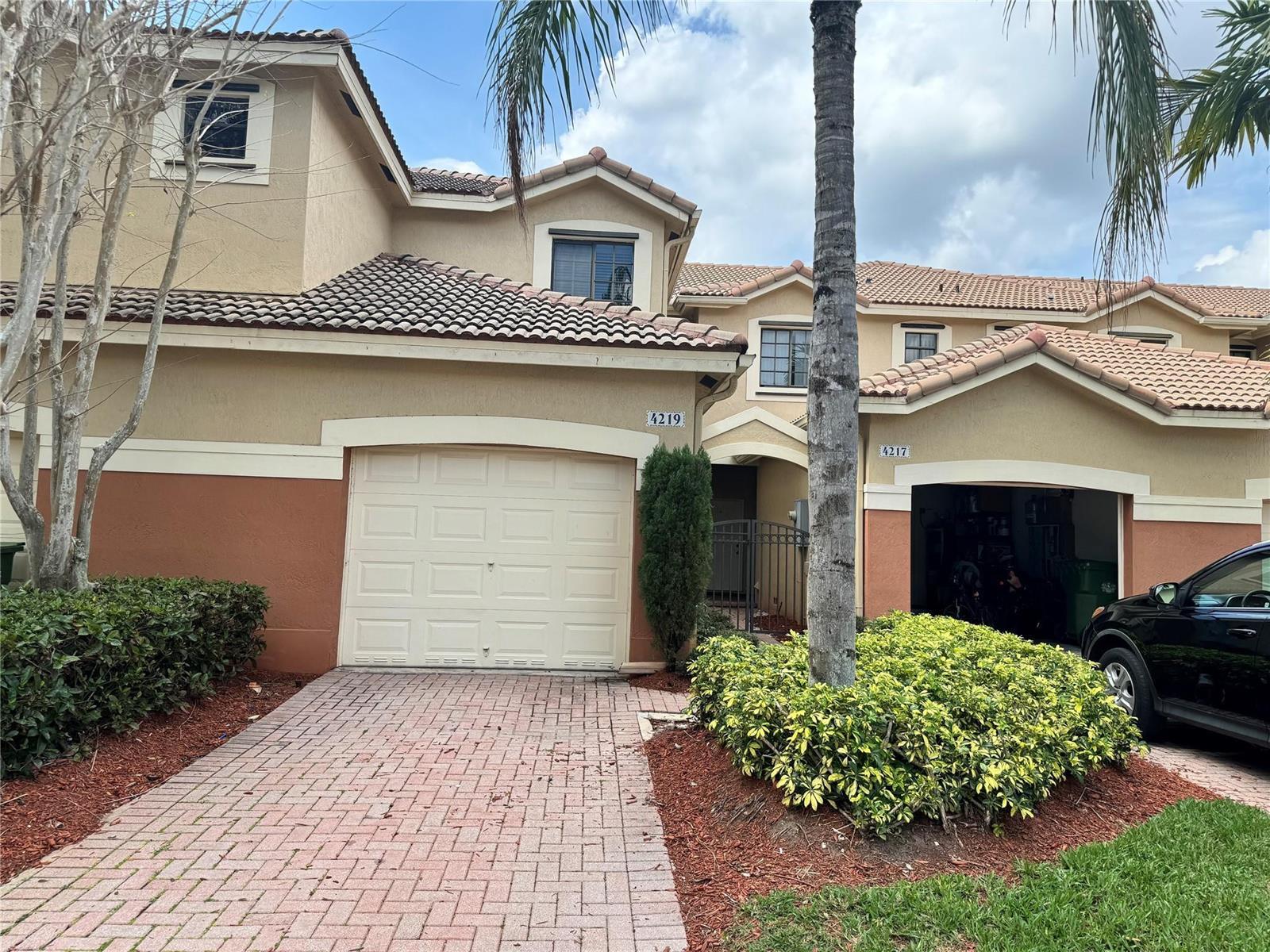 4219 SE Vineyard # 4219, Weston FL 33332
