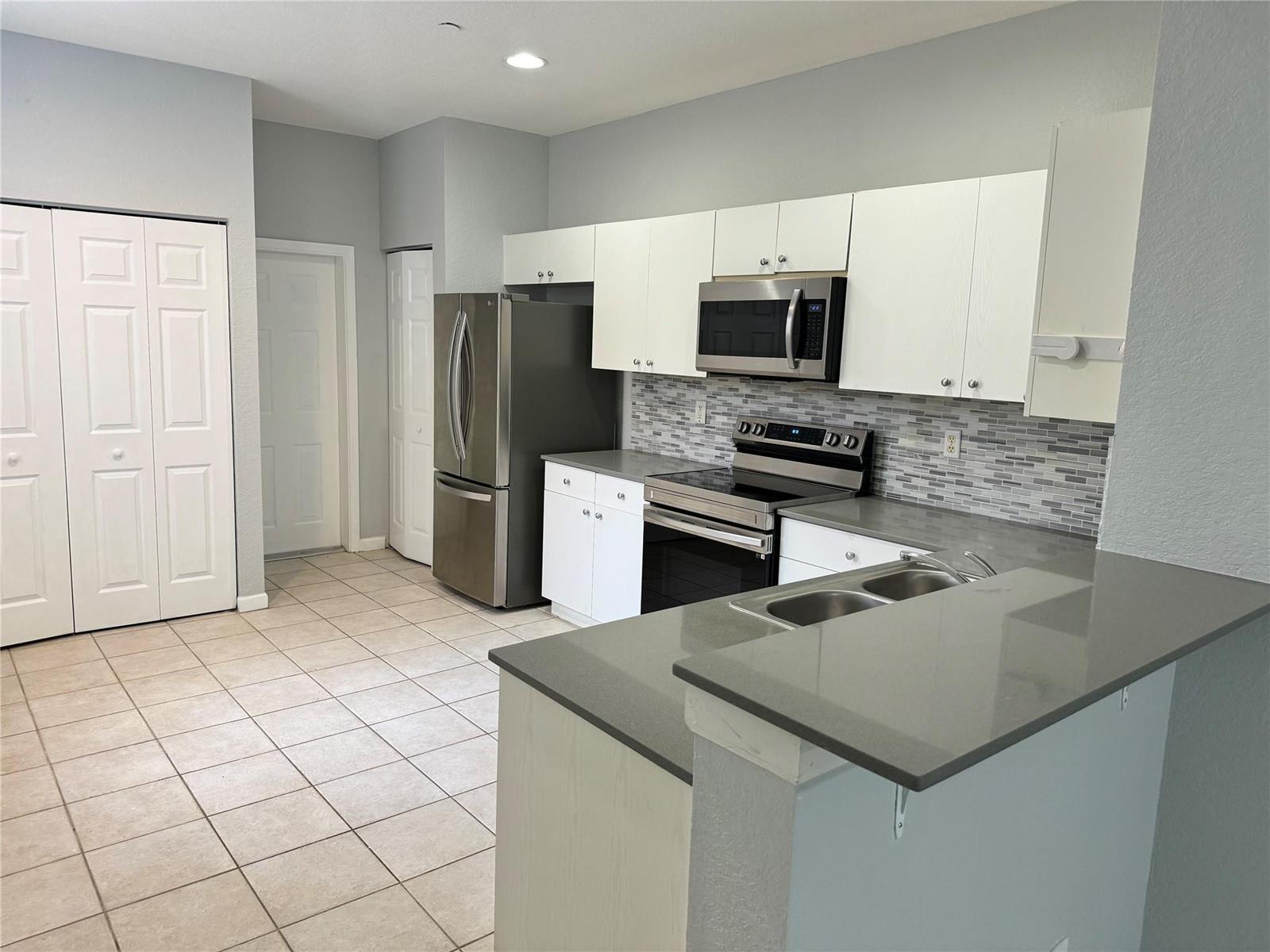 4219 SE Vineyard # 4219, Weston FL 33332 photo 4