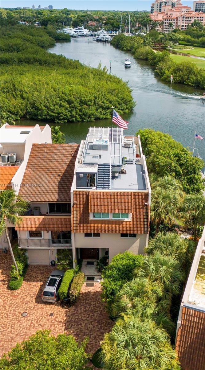 6100 Paradise Point Dr, Palmetto Bay FL 33157 photo 3