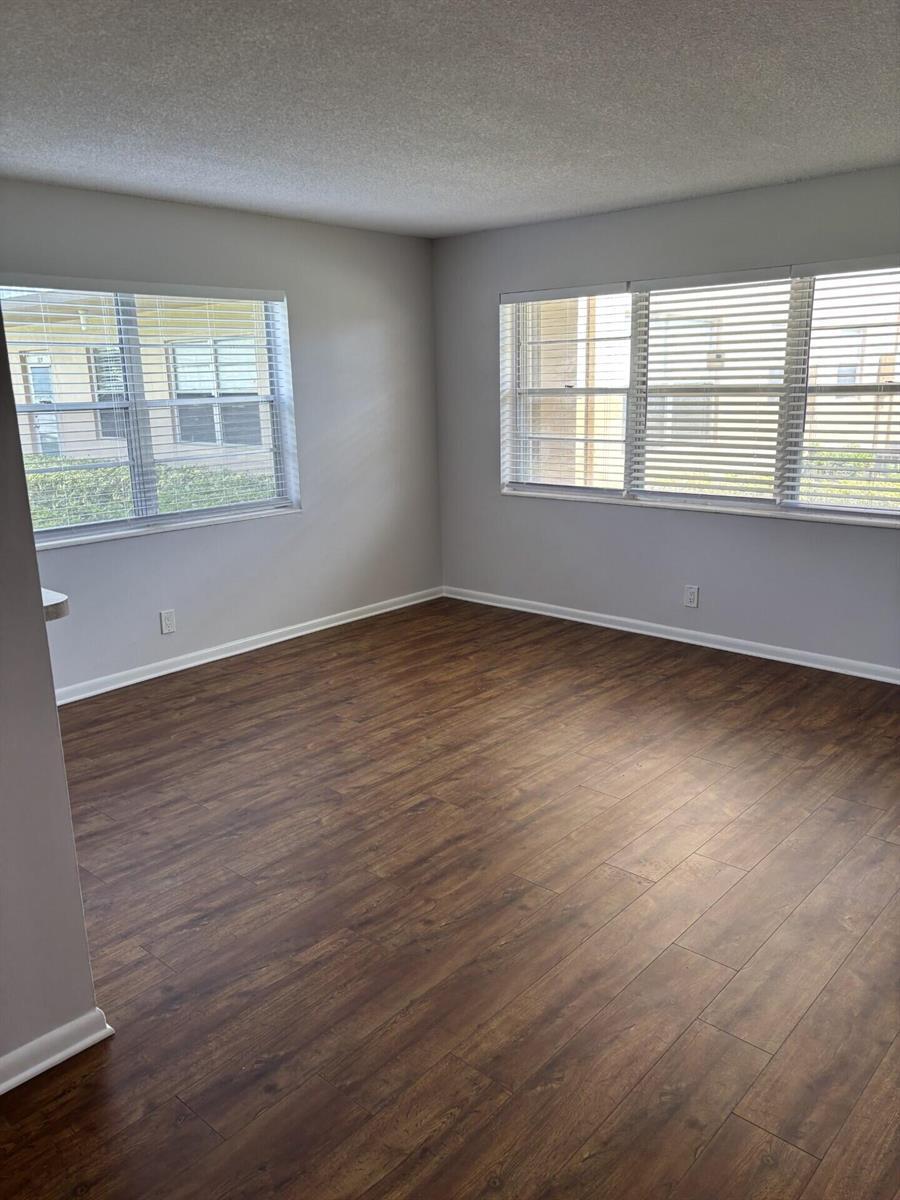 311 Andover M, West Palm Beach FL 33417 photo 4