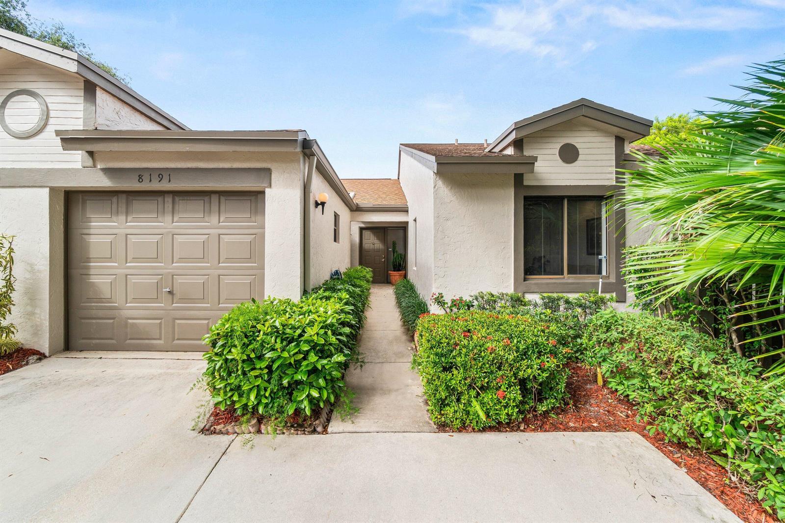 8191 Whispering Palm Drive, Boca Raton FL 33496 photo 4