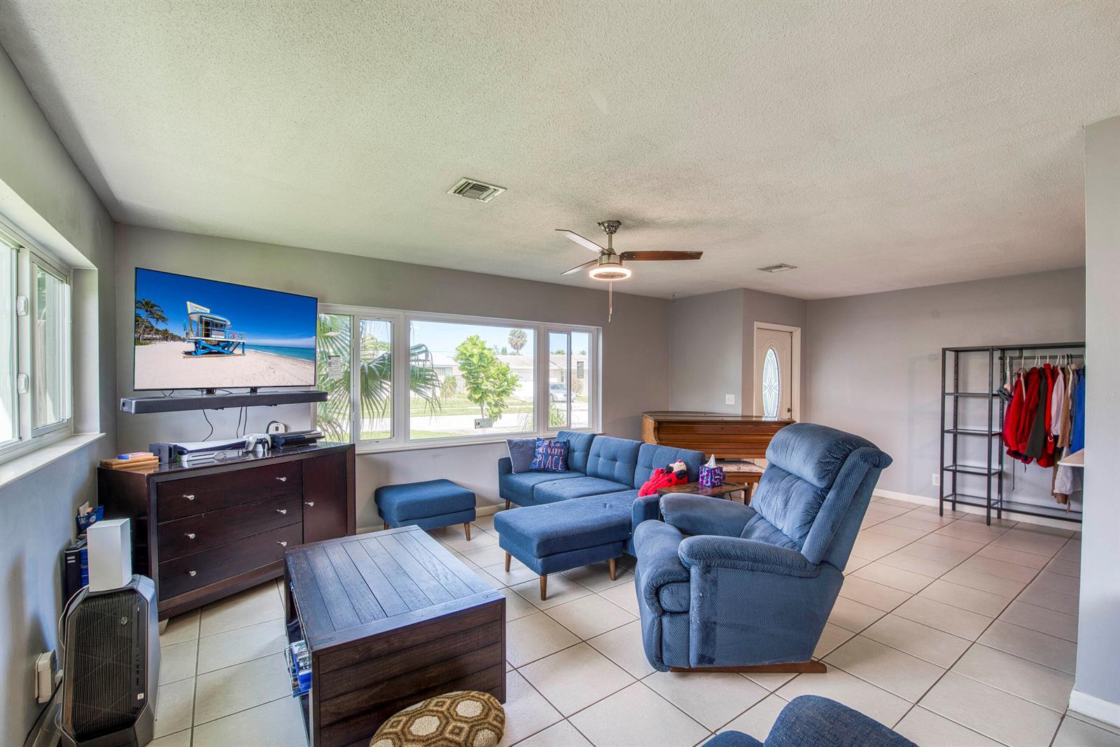 3406 Capri Road, Palm Beach Gardens FL 33410 photo 3