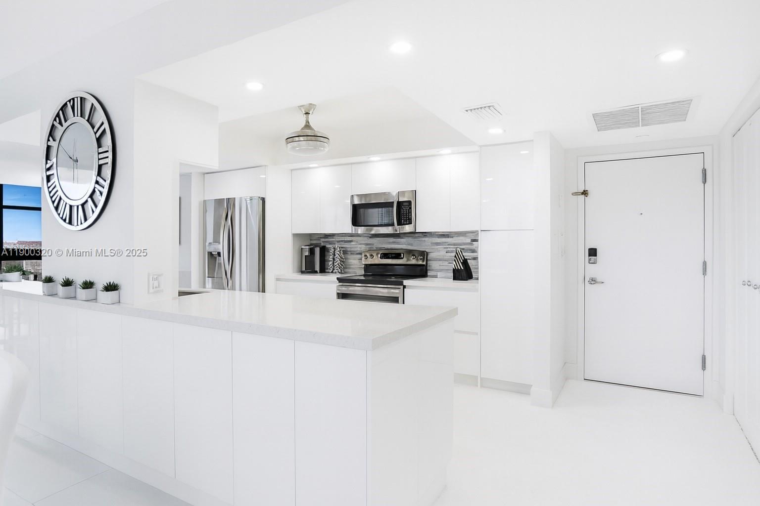 2017 S Ocean Dr # 1510, Hallandale Beach FL 33009