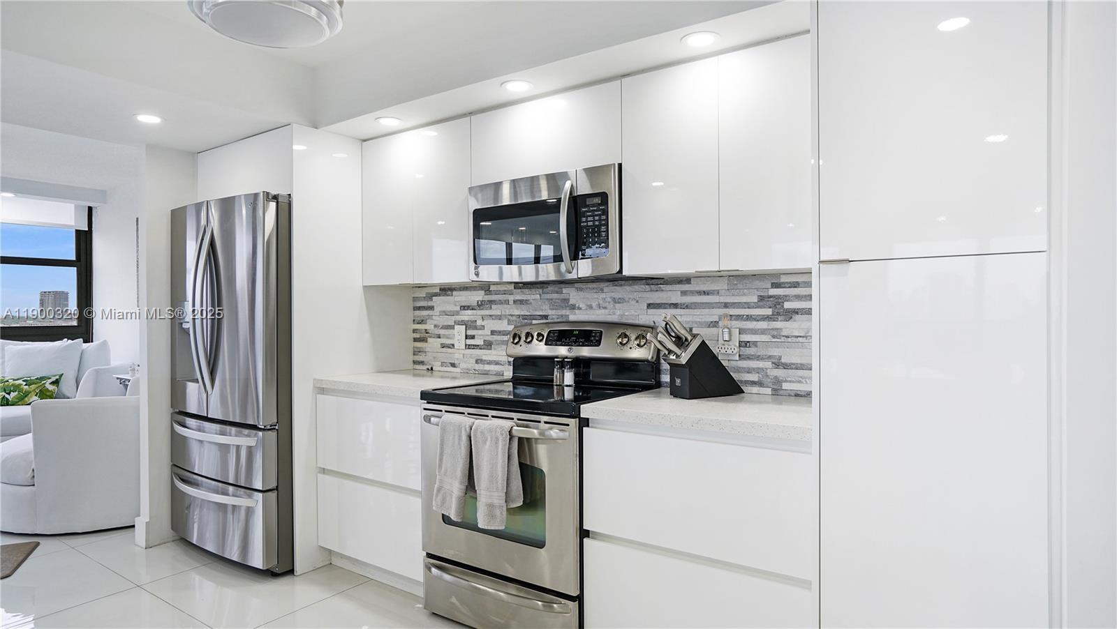 2017 S Ocean Dr # 1510, Hallandale Beach FL 33009 photo 4