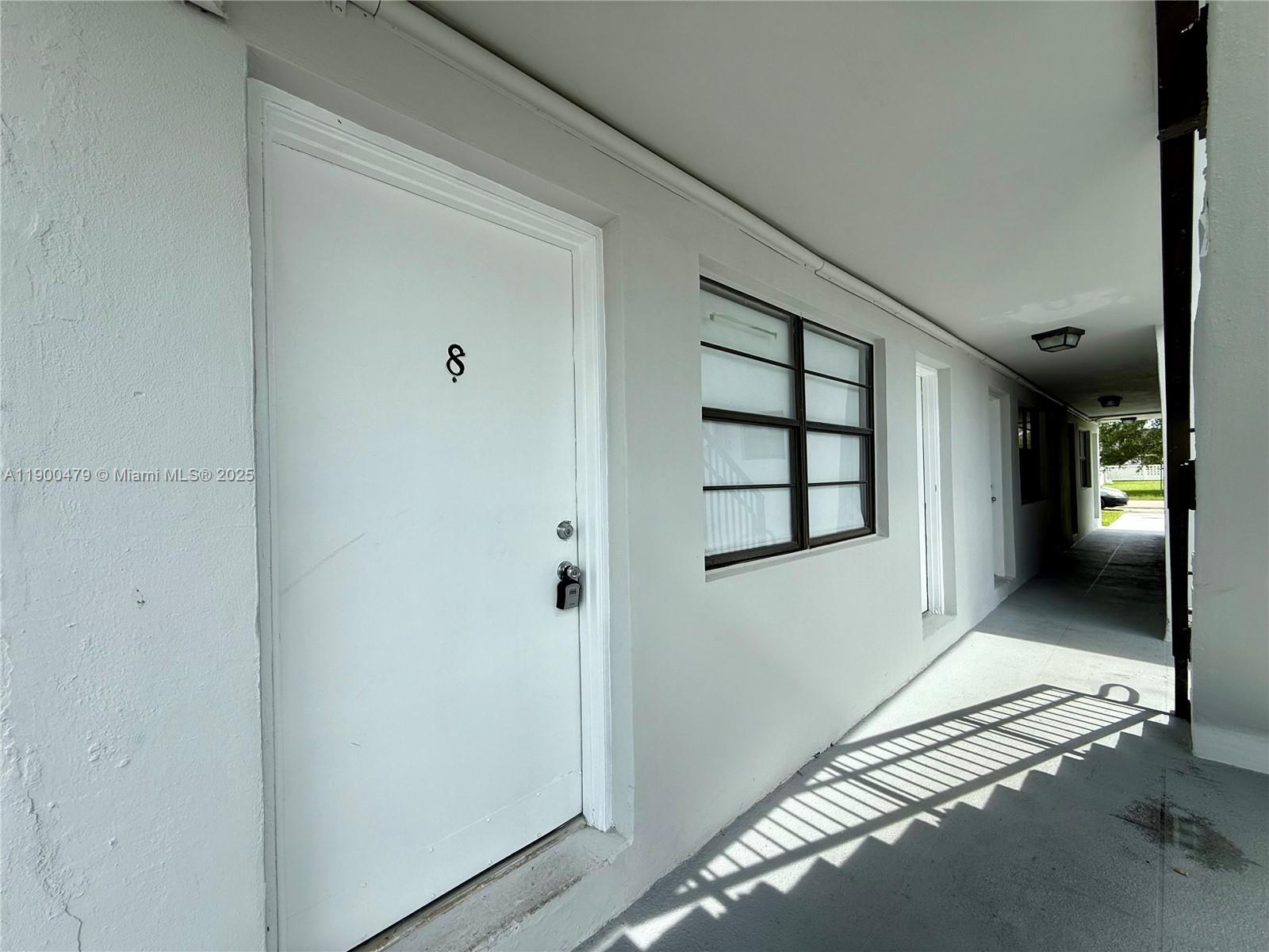 6780 SW 44th St # 8, Miami FL 33155 photo 2