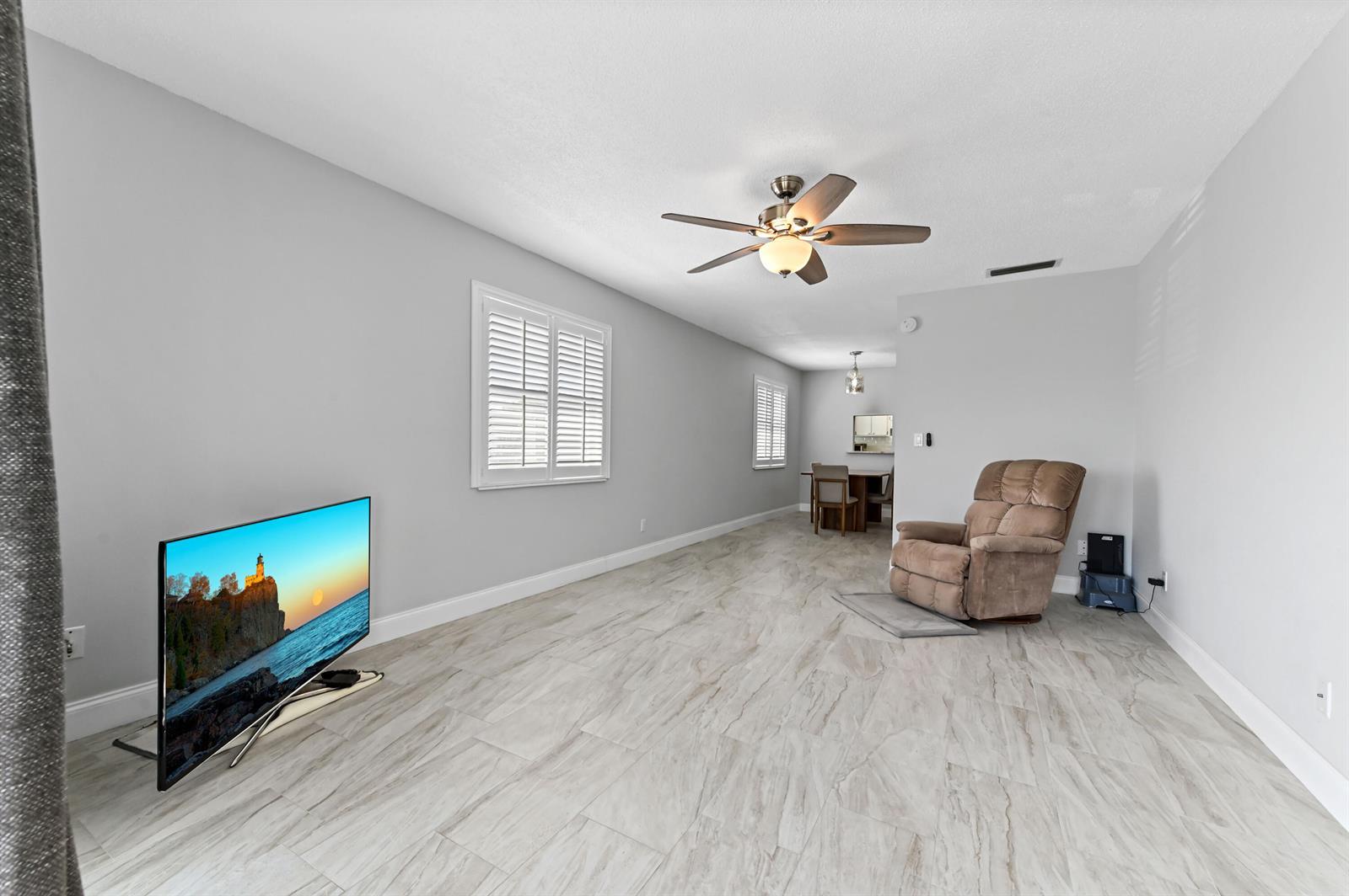 2600 SE Ocean Boulevard, Stuart FL 34996 photo 4