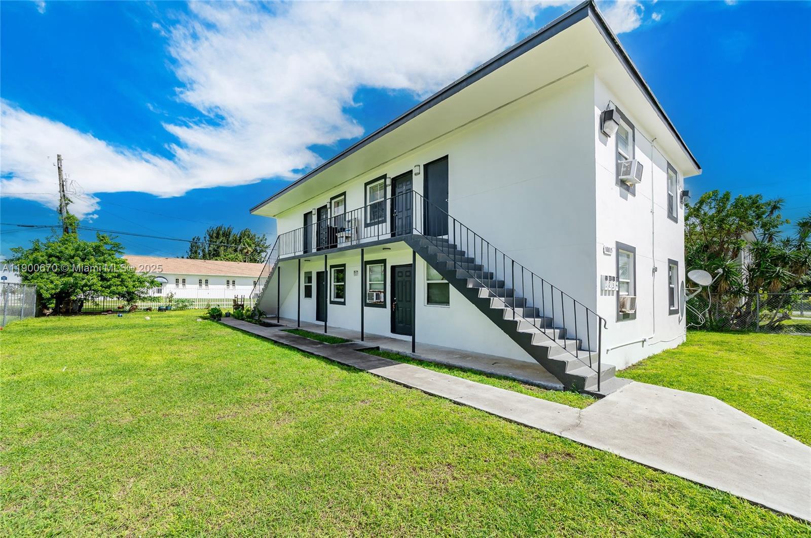 10015 SW 170th Ter # 2, Miami FL 33157 photo 2