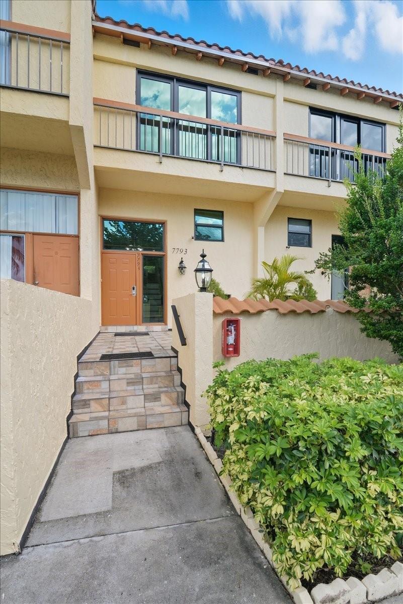 7793 Grande Street # 7793, Sunrise FL 33351 photo 2