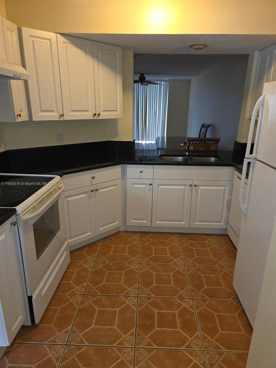 117 Lake Emerald Dr # 108, Oakland Park FL 33309 photo 5