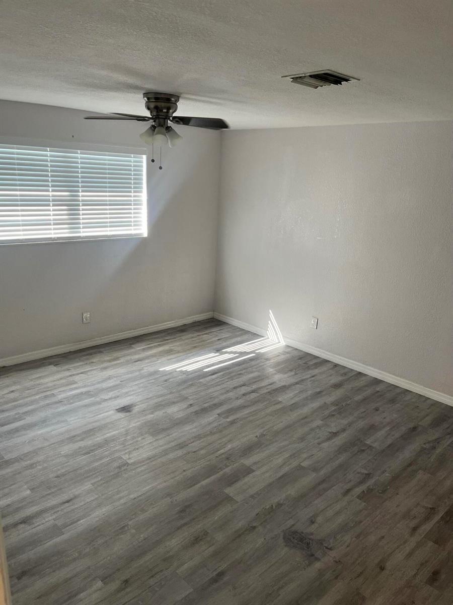 5706 Candlewood Street, Mangonia Park FL 33407 photo 4