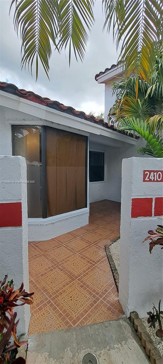 2410 San Remo Cir, Homestead FL 33035 photo 3