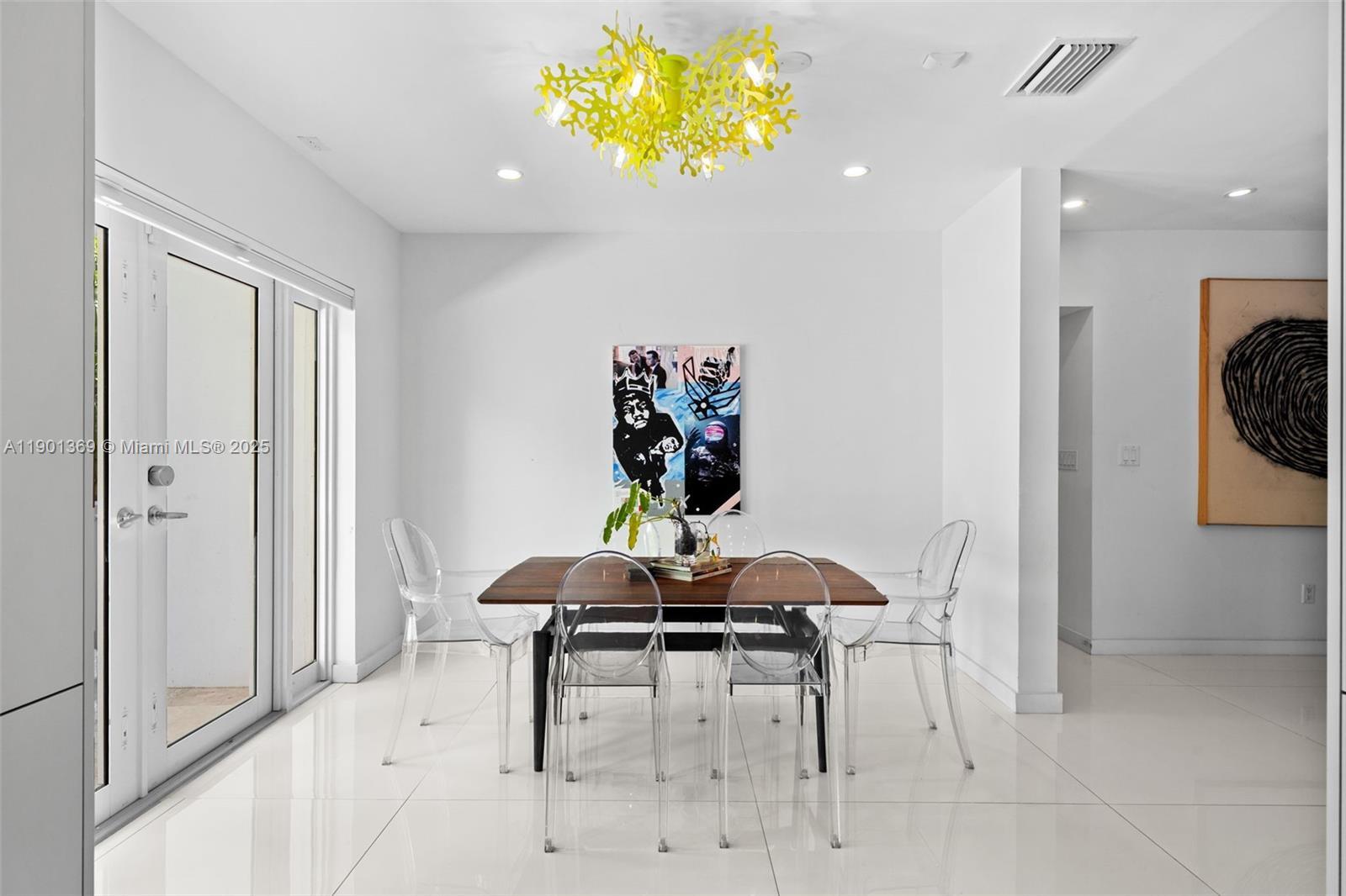 5055 N Bay Rd, Miami Beach FL 33140 photo 3