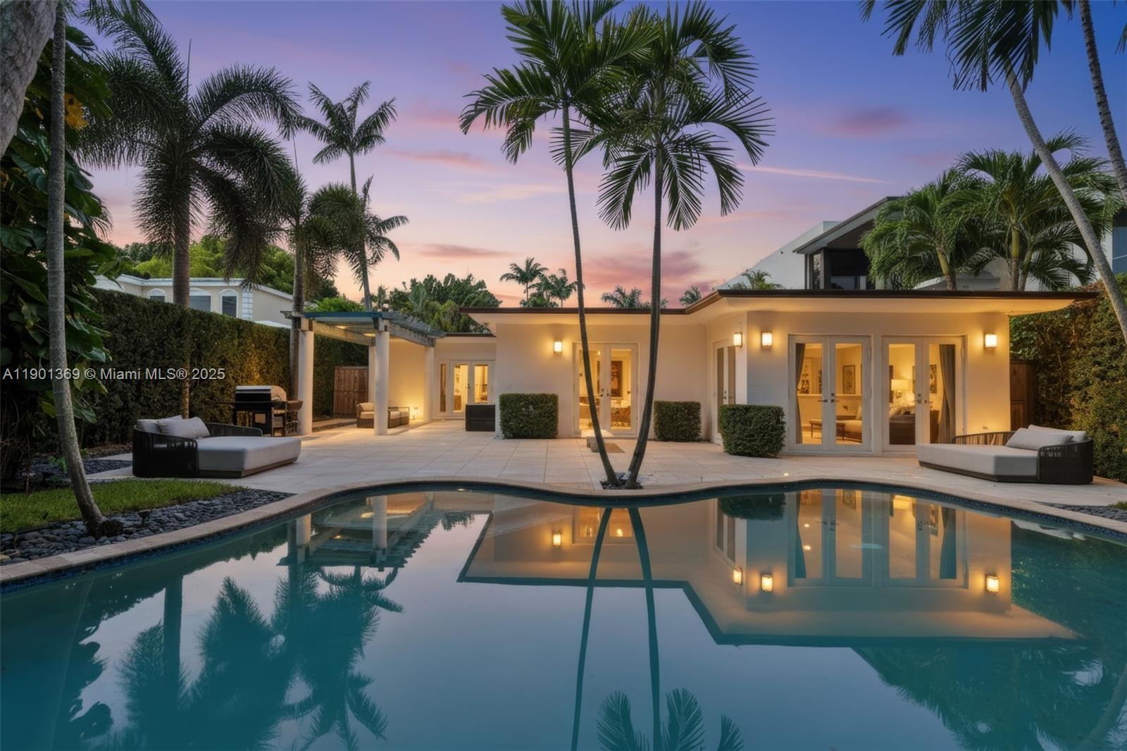 5055 N Bay Rd, Miami Beach FL 33140