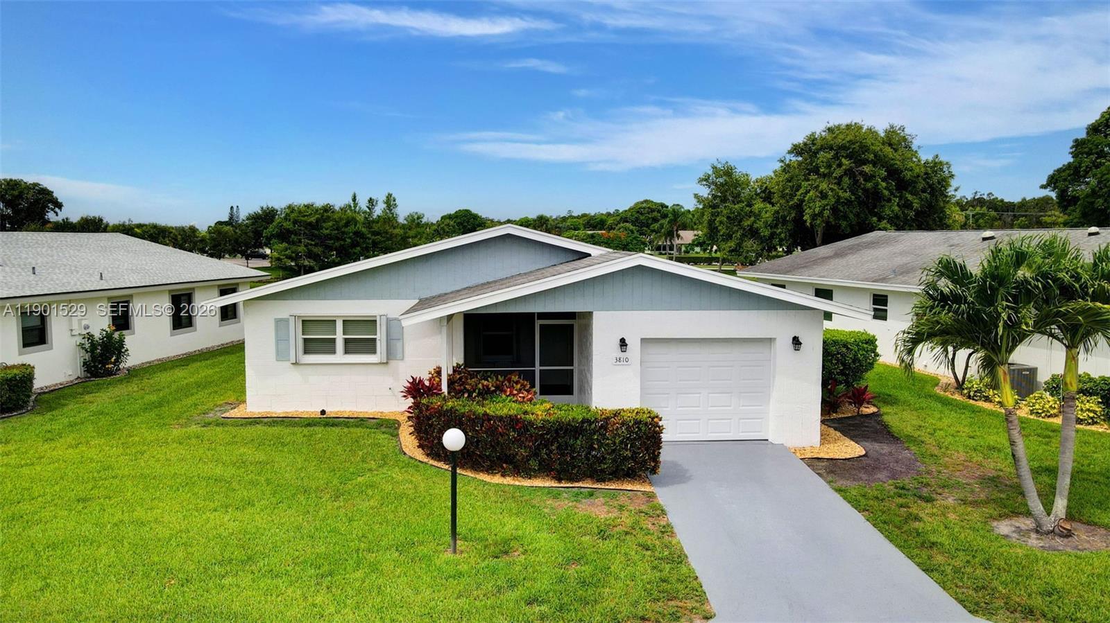 3810 Rowena Cir, West Palm Beach FL 33417