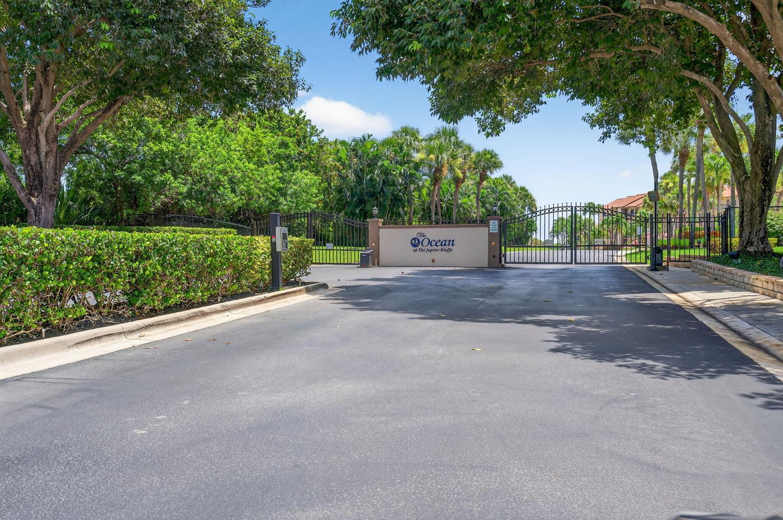 401 Ocean Bluffs Boulevard # 205, Jupiter FL 33477 photo 2