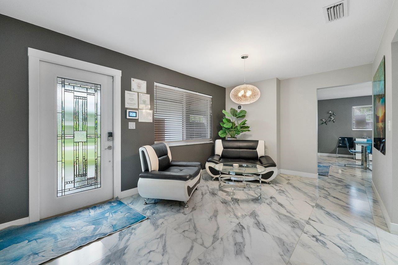 600 NW 22nd Court, Wilton Manors FL 33311 photo 5