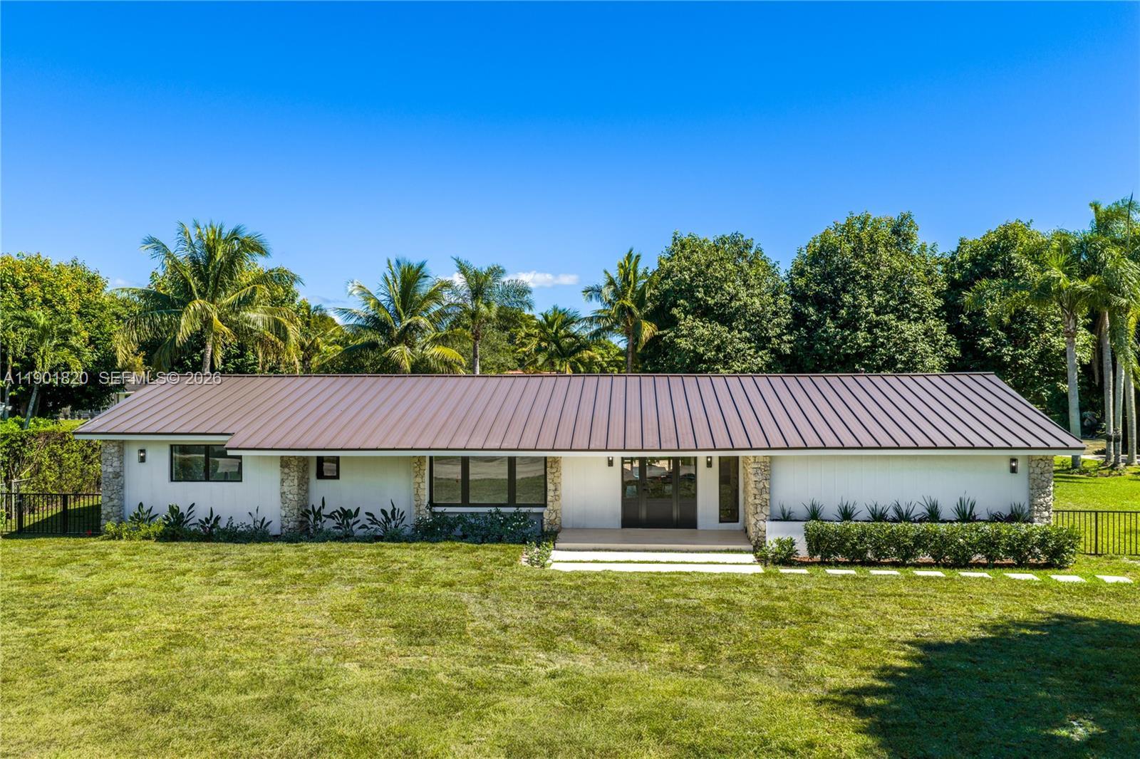 10945 SW 75th Ct, Pinecrest FL 33156 photo 4
