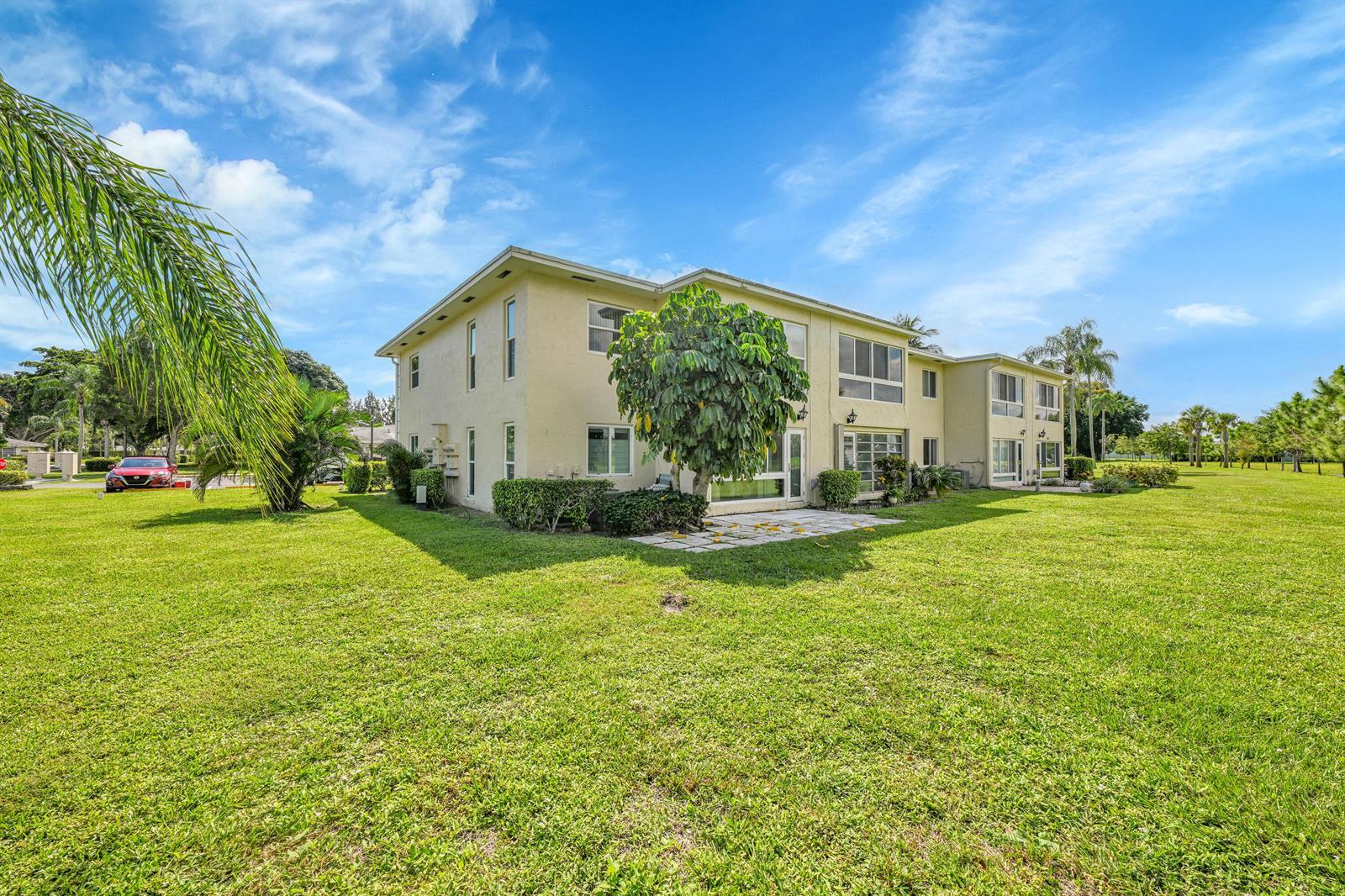13791 Flora Place # D, Delray Beach FL 33484 photo 3